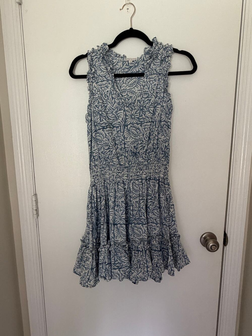 Anna Cate Smocked Blue Floral Dress Size Medium